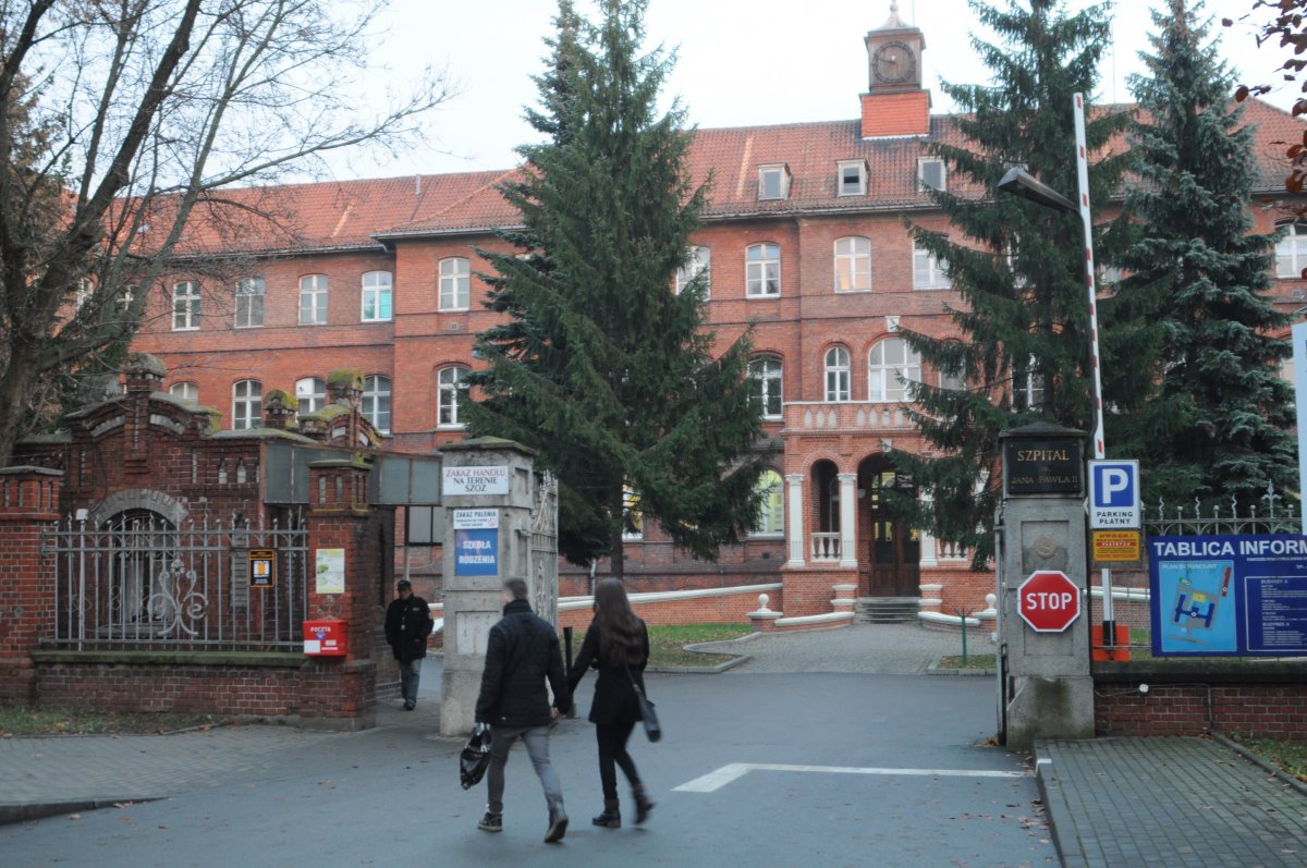 Krótsze kolejki do lekarzy i jedna karta choroby