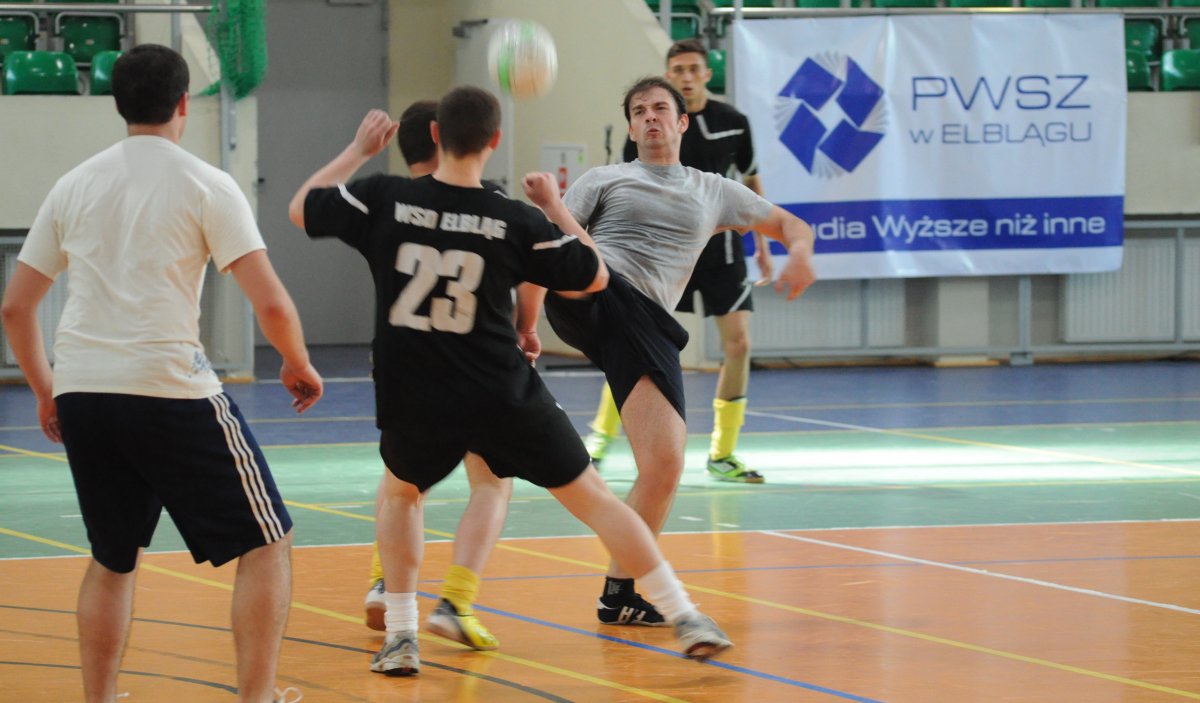 Nasz patronat. Turniej futsalu rozpoczął Turbinalia 2013