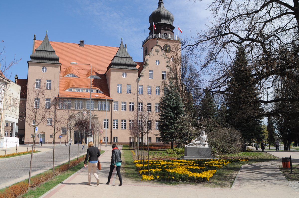 Ratusz wciąż bez gospodarza. Decyzji premiera wciąż nie ma