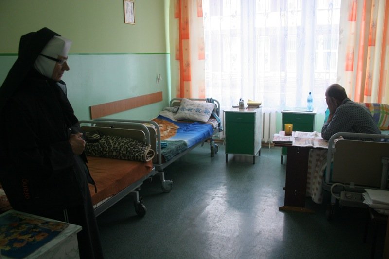 Złotówka nie rozwiąże problemów bezdomnego 