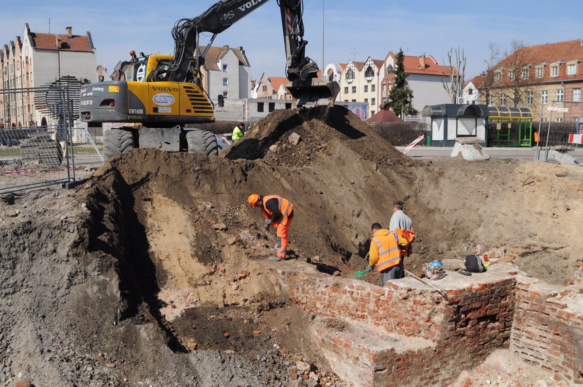 Archeolodzy znowu na drodze 503. Nie wiadomo na jak długo