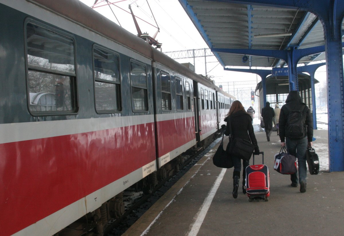 W niedzielę zmienia się rozkład jazdy pociągów
