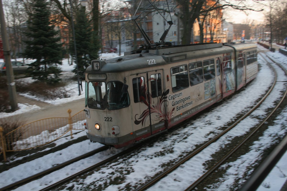 Po sobotnim pożarze wszystkie helmuty znikną z szyn  