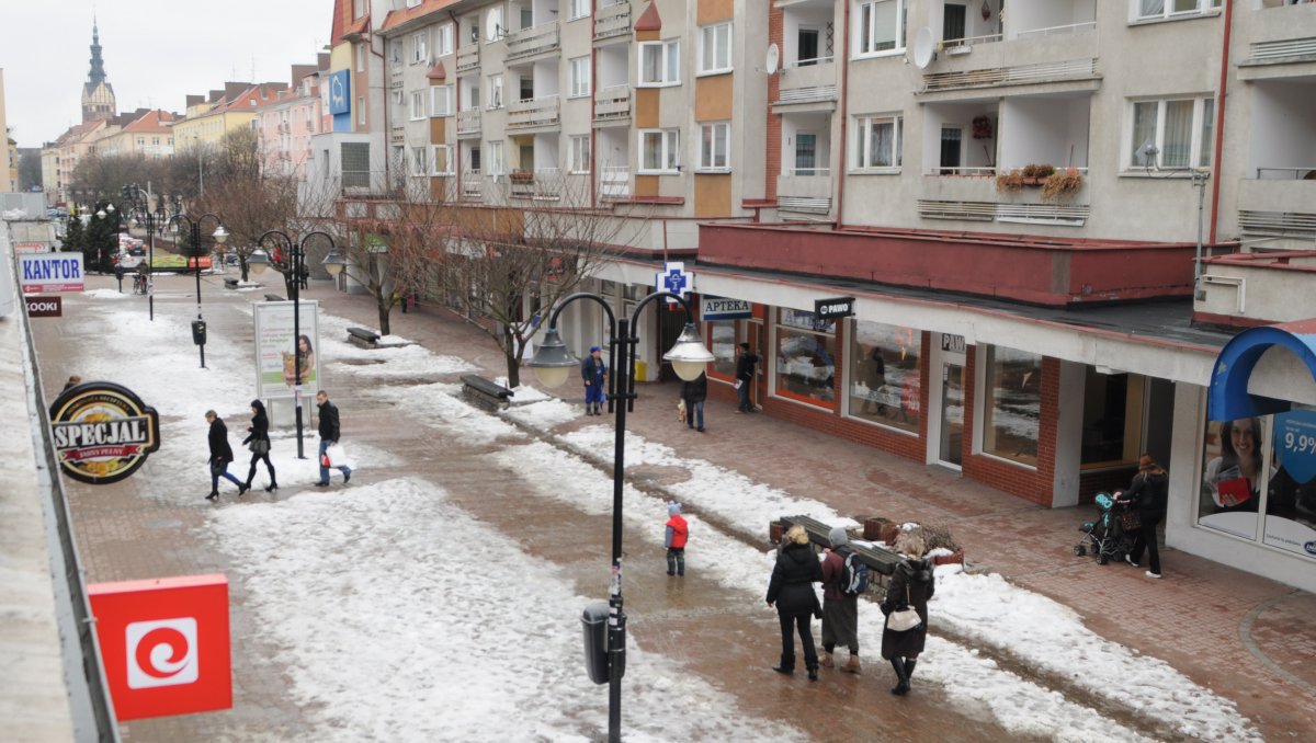 Pasaż na Hetmańskiej pustoszeje.Banki zamiast sklepów