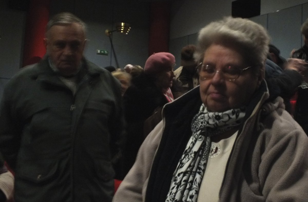 Łzy wzruszenia na projekcji 