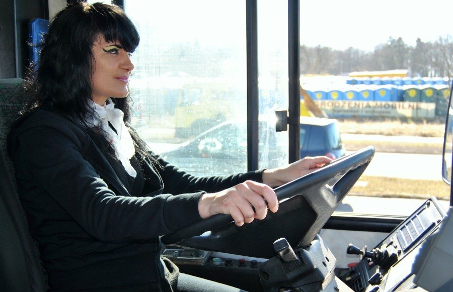Autobus zamieniłabym tylko na tira