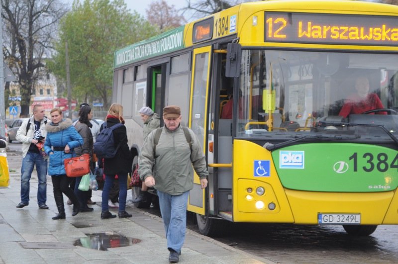 Bilety komunikacji miejskiej podrożeją, ale od 1 lipca?