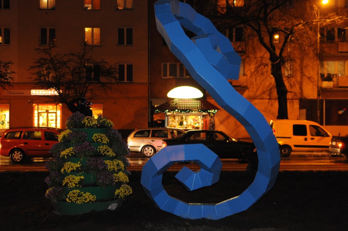 Trzy nowe formy przestrzenne