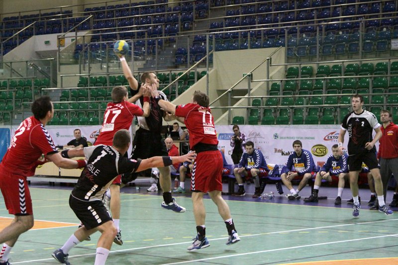I liga piłkarzy ręcznych. Meble Wójcik — Wybrzeże 25:31
