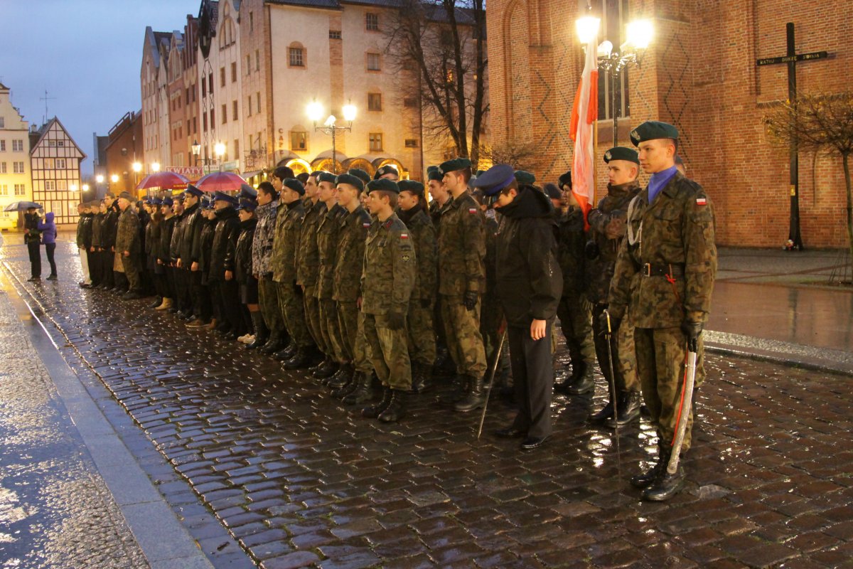 Maszerowali jak młodzi podchorążowie przed laty  