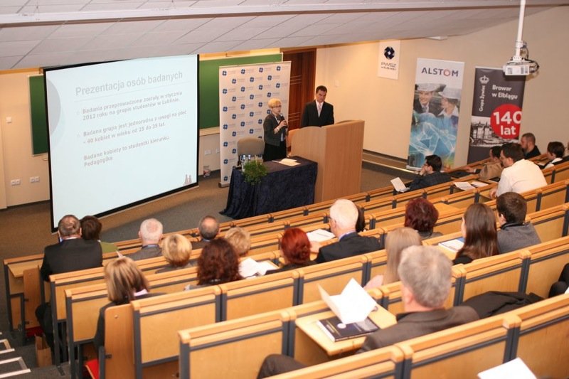 Oblicza Internetu. Międzynarodowa konferencja w PWSZ