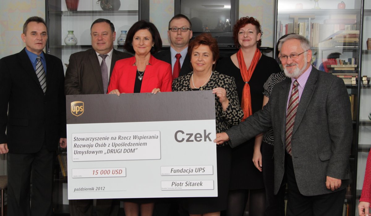  Otrzymali czek na lepsze życie  