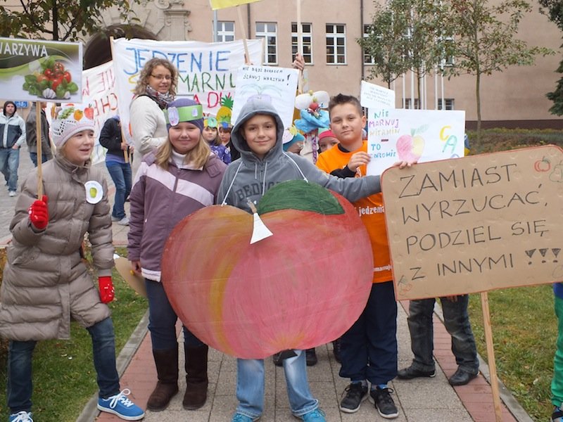 Strajk Żywności.  Nie rzucaj mięsem... do kosza