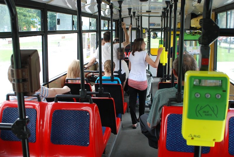 Bez legitymacji trudno odróżnić dziecko od gapowicza? 