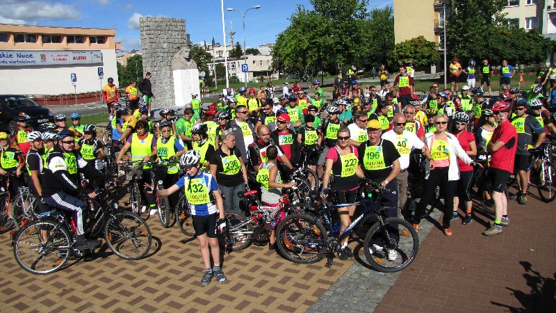 Na rowerach po zdrowie. Ponad czterysta osób wzięło udział w rajdzie Z Fidelitas po zdrowie