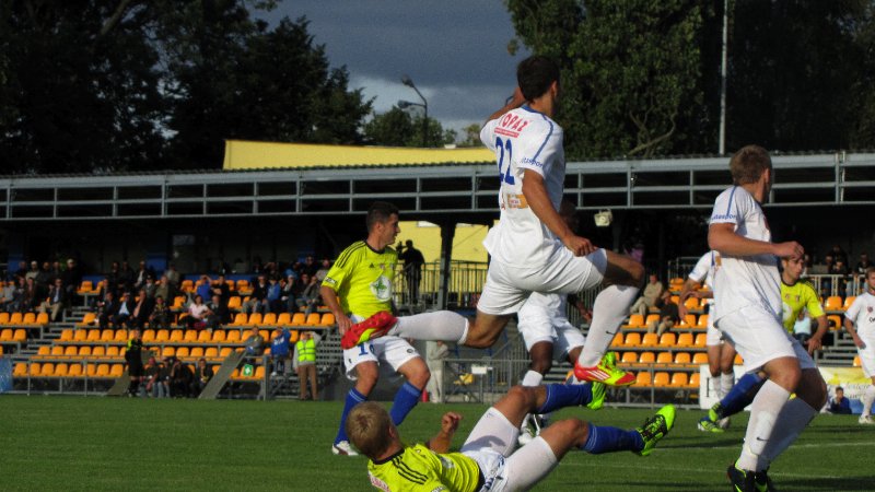 Olimpia Elbląg pokonała Pogoń Siedlce 2:0. Dwa gole Kołosowa