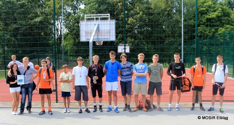 W wakacyjnym turnieju Soccer Cup najlepszy okazał się Team Królika