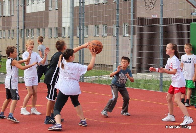 Ostatnie dni wakacji z MOSiR. Sprawdź ofertę