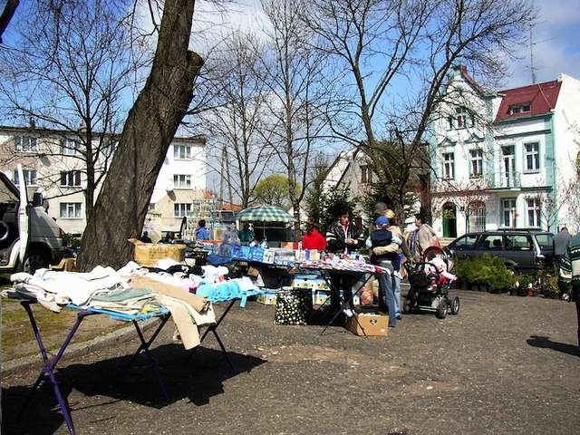 Handlarze nie muszą wyprowadzać się z centrum  