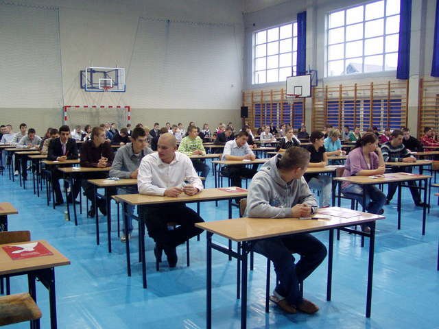 Maturzyści z Elbląga na czwartym miejscu w województwie