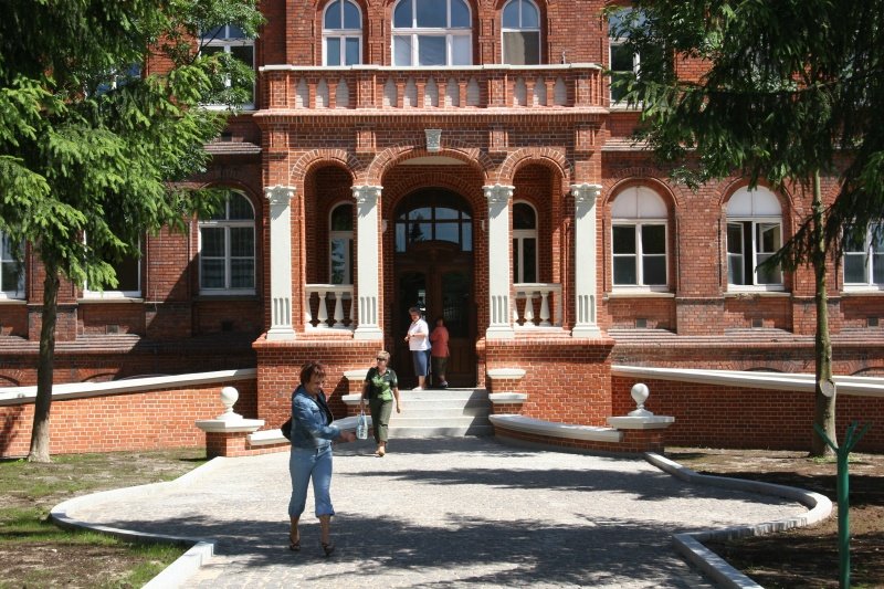 Szpital miejski z długami i z nowym stanowiskiem z-cy dyrektora