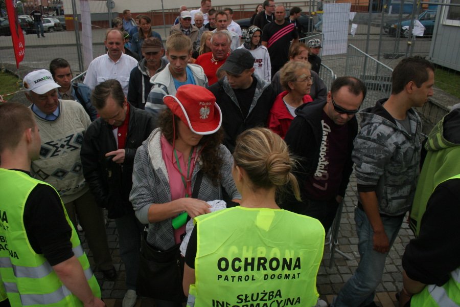Elbląska Strefa Kibica otwarta. Pierwsi kibice już ją odwiedzili