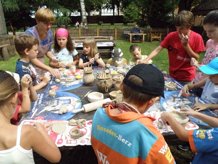 Wszystko gra, historia w samo południe, czyli... Lato w Muzeum