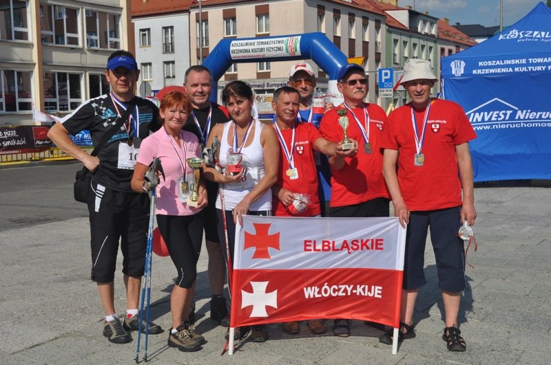 Sukcesy elbląskich sztafet w nordic walking. Mistrzowie w chodzeniu z kijkami