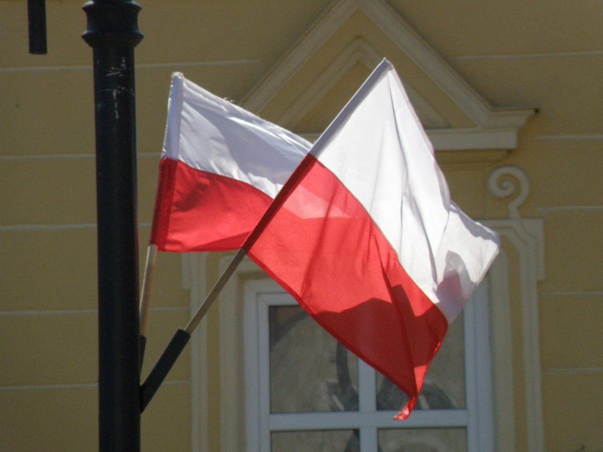 Happening w Elblągu z okazji Dnia Flagi RP