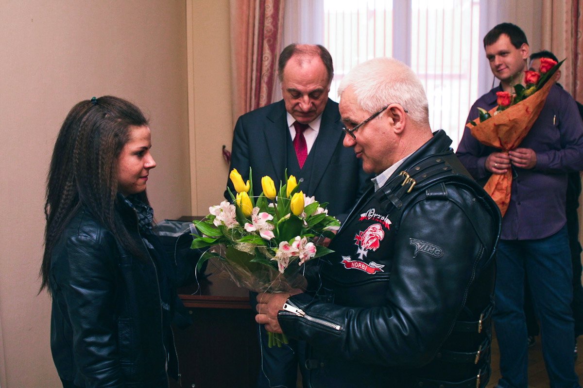 Napisali do nas: elbląscy motocykliści ufundowali prawko wychowance Domu Dziecka 