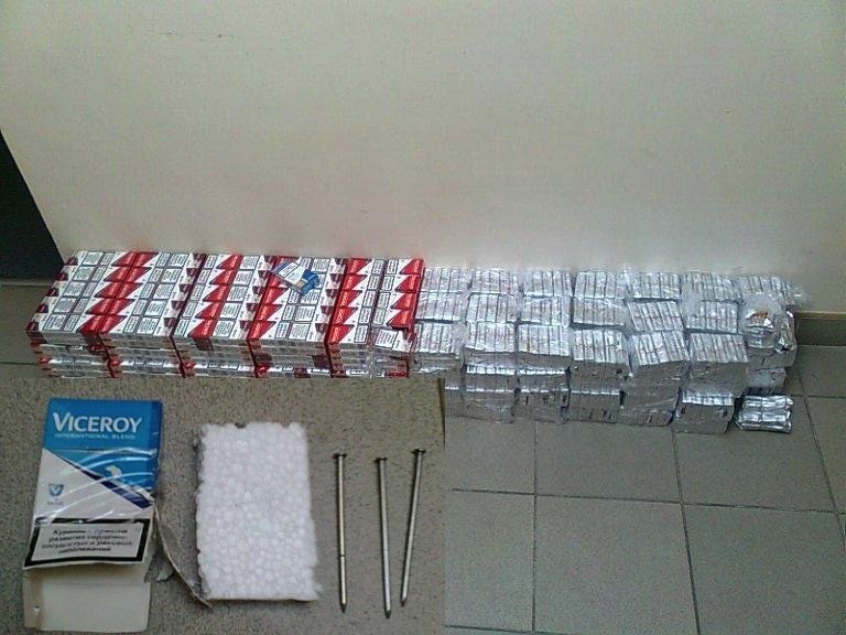 Papierosy z przemytu. Styropian i 3 gwoździe w każdej paczce