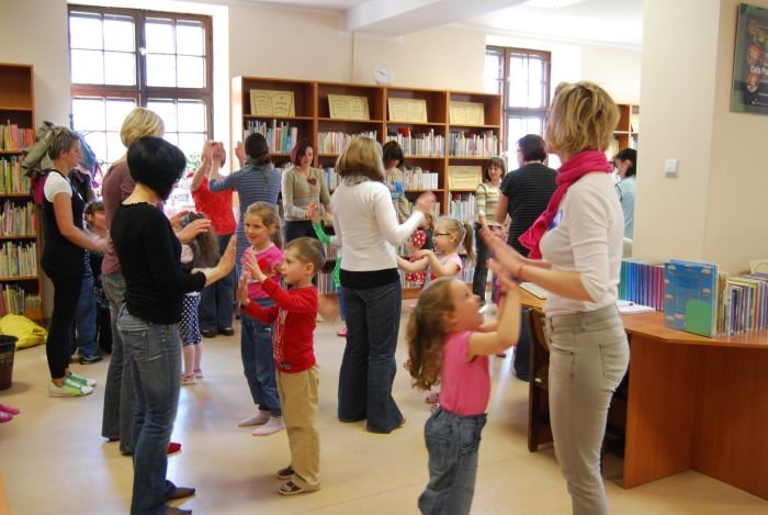 Wielkanocny Świerszczykowy Ogródek