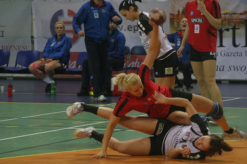 Superliga piłkarek ręcznych. Start Elbląg wygrał z Pogonią Szczecin