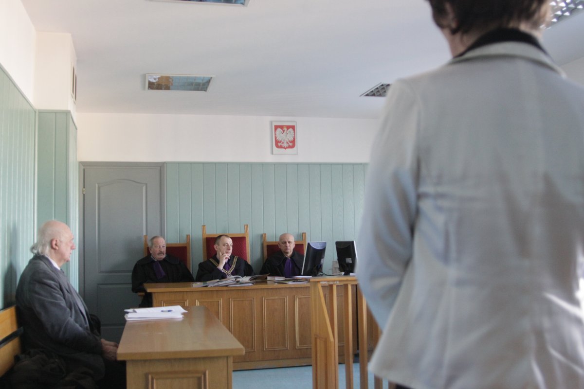 Sąd ustali, czy skatowana ekspedientka pracowała na czarno 