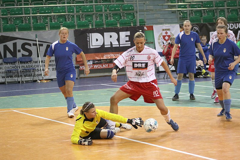 Na koniec sezonu piłkarki Elwo Etna zagrają o brązowy medal