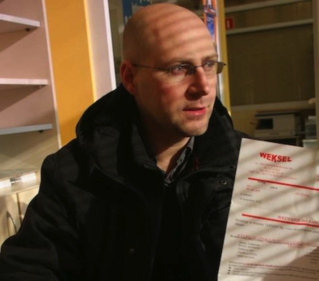 Ma zapłacić za gapowicza, który podał jego adres