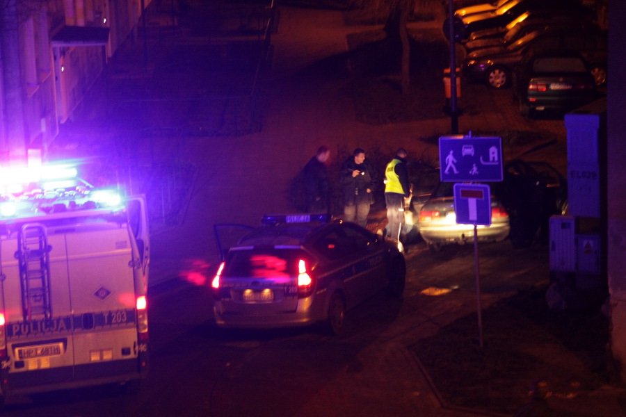 Policjanci zatrzymali pijanego kierowcę na ul. Traugutta. Zdjęcia