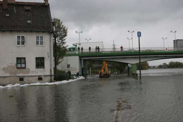 Ostrzeżenie hydrologiczne: woda w rzece Elbląg może przybrać