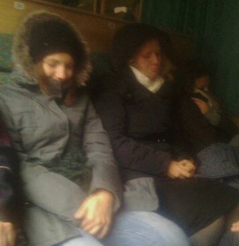 Sześć godzin w zimnym pociągu. Tę podróż zapamiętają na długo
