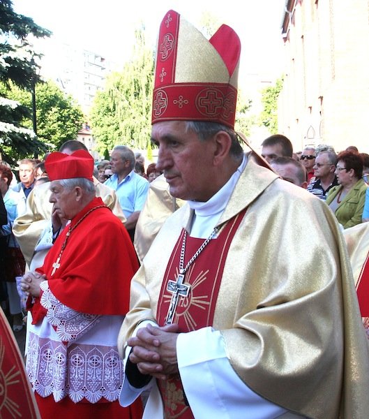 Życzenia biskupa Jana Styrny  na Boże Narodzenie i Nowy Rok