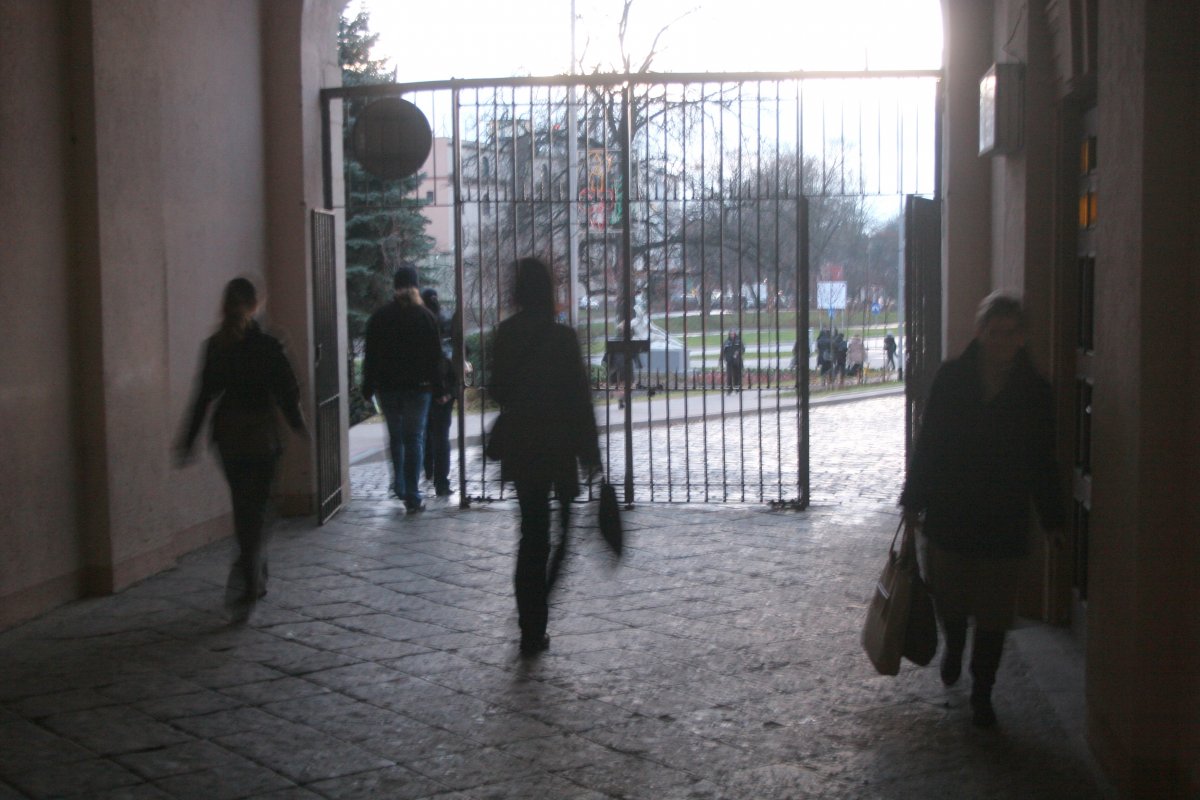 Sekretarz stracił posadę. 9 wolnych miejsc w ratuszu czeka 