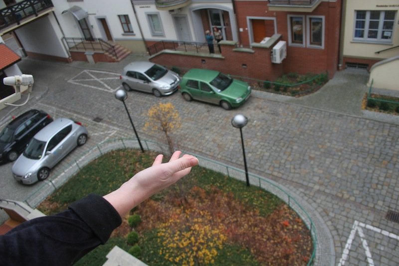 Gdzie tu można się wysikać? Uroki życia na elbląskiej starówce