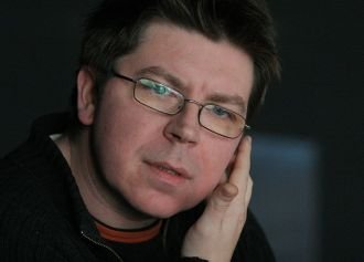 Spotkanie z prozaikiem. Mariusz Sieniewicz w Dyskusyjnym Klubie Książki