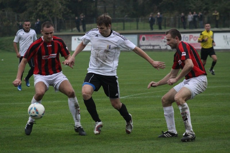 III liga: Dąb za mocny. Olimpia 2004 przegrała w Dąbrowie Białostockiej 1:2