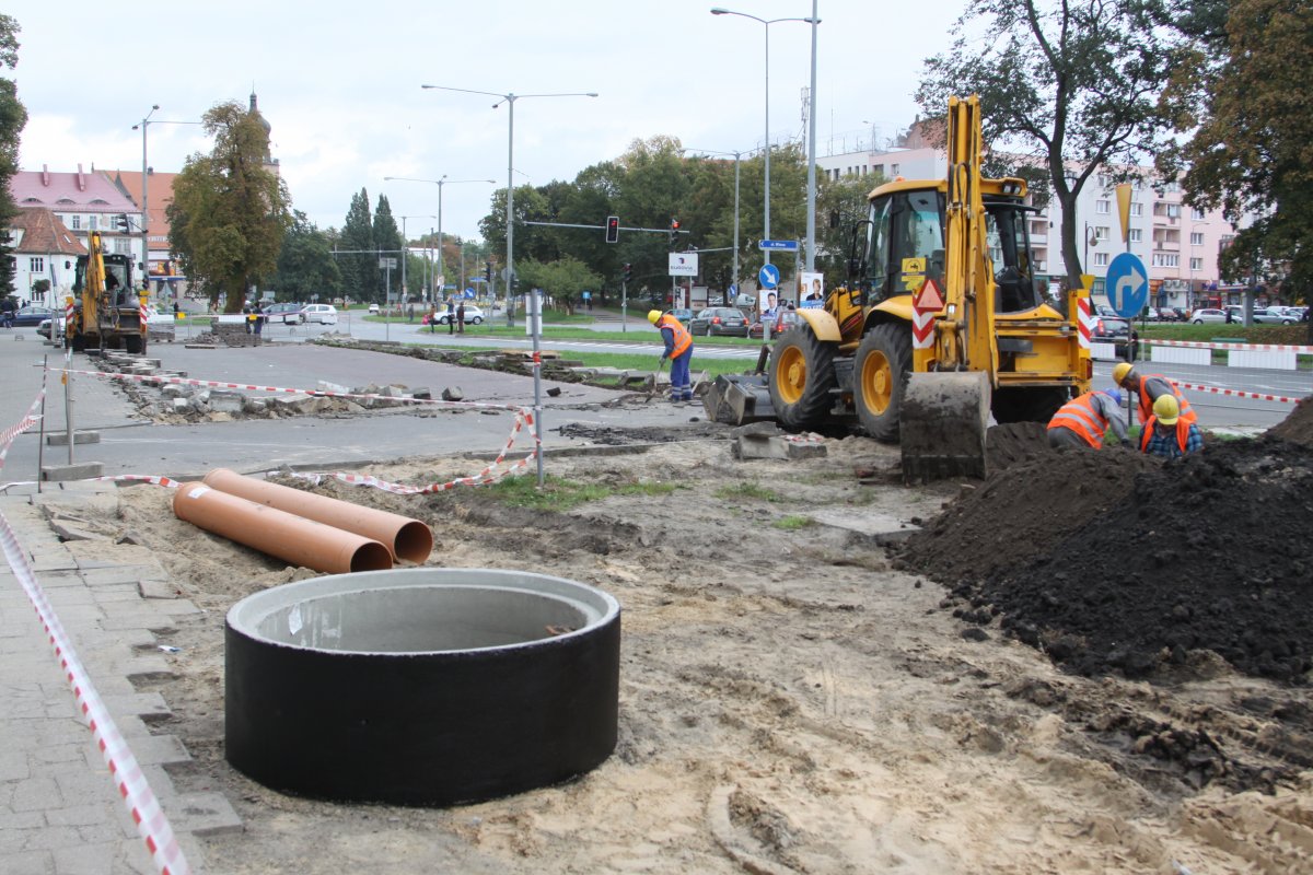 Przebudowa skrzyżowania przy 12 Lutego. Są utrudnienia w ruchu