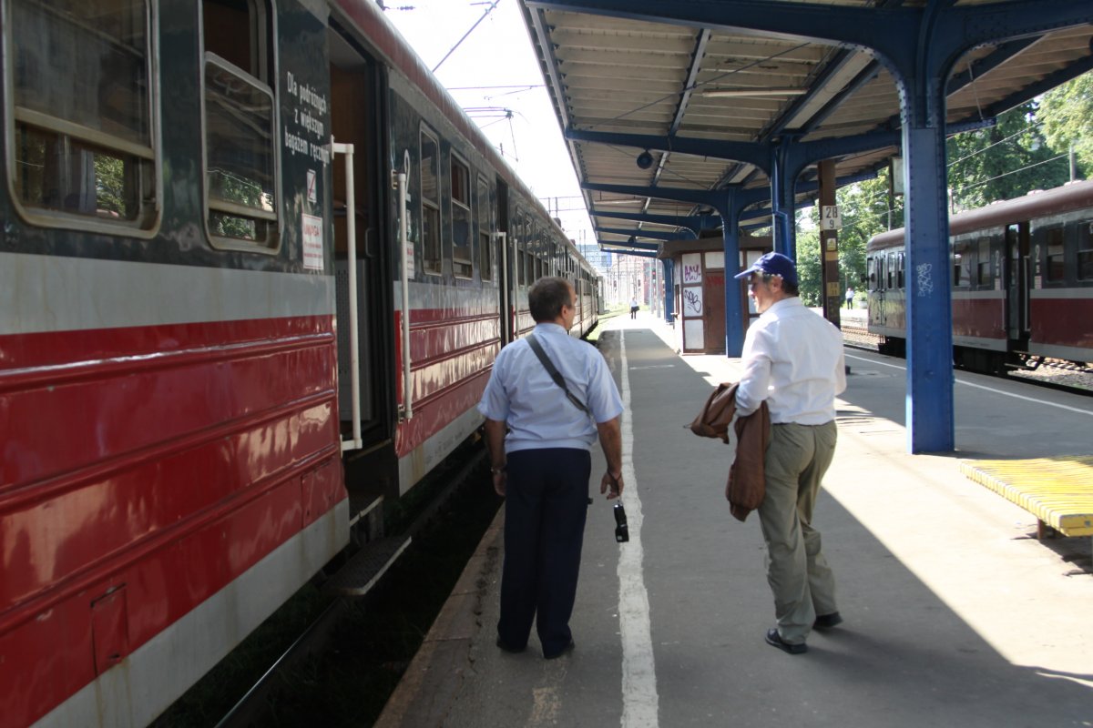 Do Olsztyna trochę pociągiem, trochę autobusem  