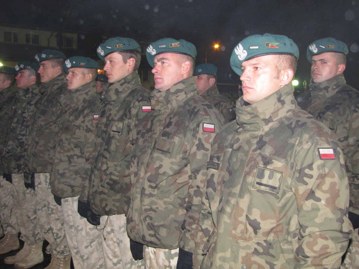 13 pułk przeciwlotniczy obroniony