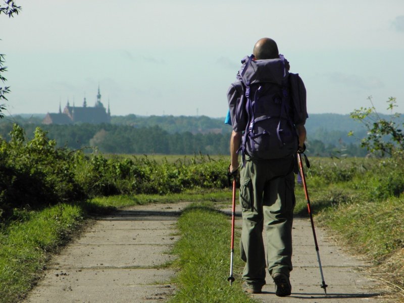 Okrążył Zalew Wiślany. Przeszedł ponad 100 kilometrów