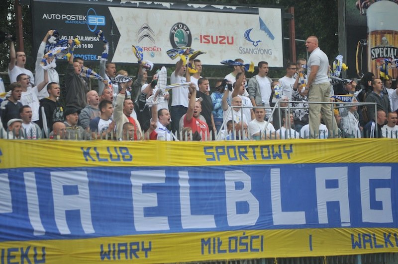 900, 800 widzów... Coraz mniej kibiców na meczach Olimpii