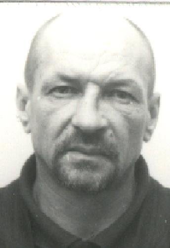 Policja prosi o pomoc w ujęciu przestępcy